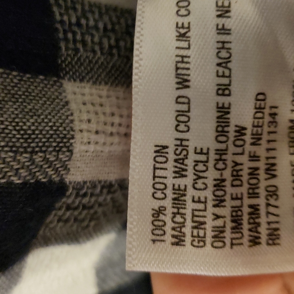 Gingham,women's blue and white button down shirt,size large. - Picture 8 of 8